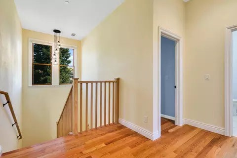 Entry Way - 3211 Lake Redding Dr, Redding, CA 96003 photo 3 of 3