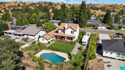 View/Area - 3211 Lake Redding Dr, Redding, CA 96003 photo 11 of 13