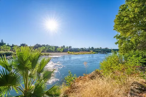 85 Howell Ave, Red Bluff, CA 96080