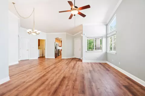 Living - 687 Yolla Bolly Trl, Redding, CA 96003 photo 5 of 6