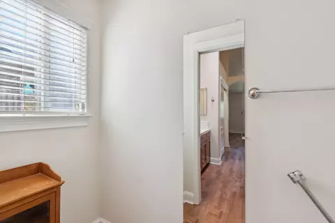 Entry Way - 687 Yolla Bolly Trl, Redding, CA 96003 photo 3 of 5