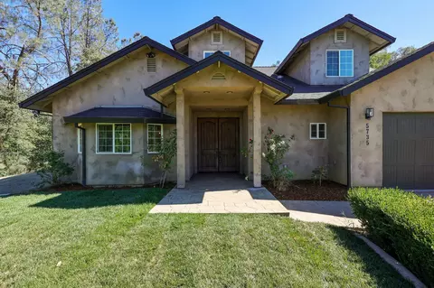 5735 Beaumont Dr, Redding, CA 96003 photo 2