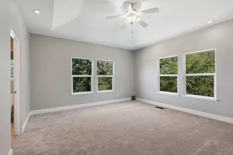 5735 Beaumont Dr, Redding, CA 96003 photo 16
