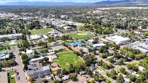 View/Area - 745 Locust St, Redding, CA 96001 photo 1 of 5