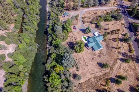 263 Deadwood Rd, Lewiston, CA 96052