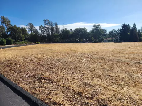 13390 Tierra Heights Rd, Redding, CA 96003 photo 1