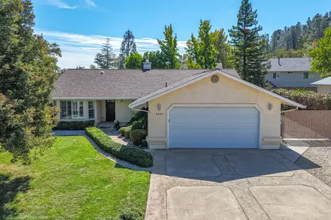 Exterior - 2227 Wicklow St, Redding, CA 96001 photo 39 of 41