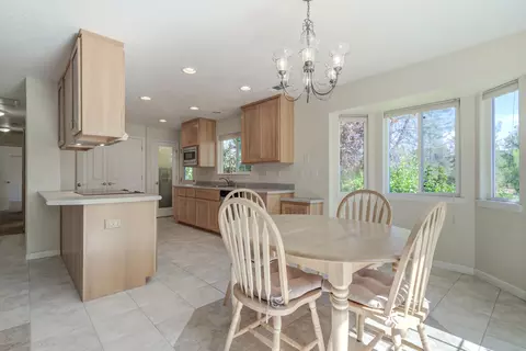 20798 Teachs Trl, Redding, CA 96003 photo 8