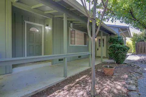 20798 Teachs Trl, Redding, CA 96003 photo 3