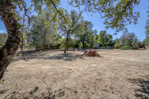 20798 Teachs Trl, Redding, CA 96003 photo 40