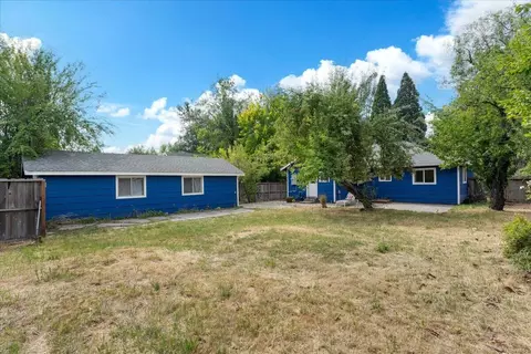 622 Cedar St, Mount Shasta, CA 96067 photo 17