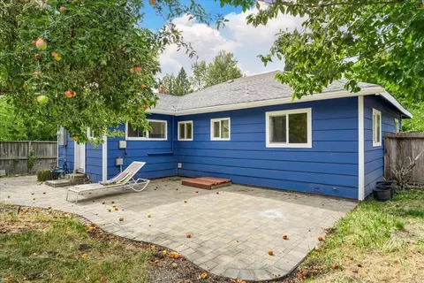 622 Cedar St, Mount Shasta, CA 96067 photo 16