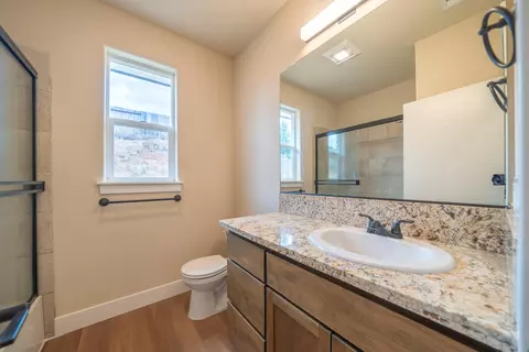 1132 Kellinger St, Redding, CA 96003 photo 22