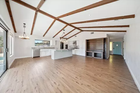 Living - 7114 Tucker Ln, Redding, CA 96002 photo 6 of 6