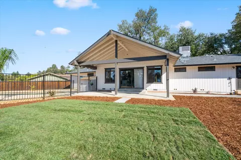 Exterior - 7114 Tucker Ln, Redding, CA 96002 photo 9 of 14