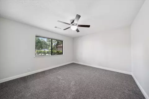 Bedroom - 7114 Tucker Ln, Redding, CA 96002 photo 5 of 7