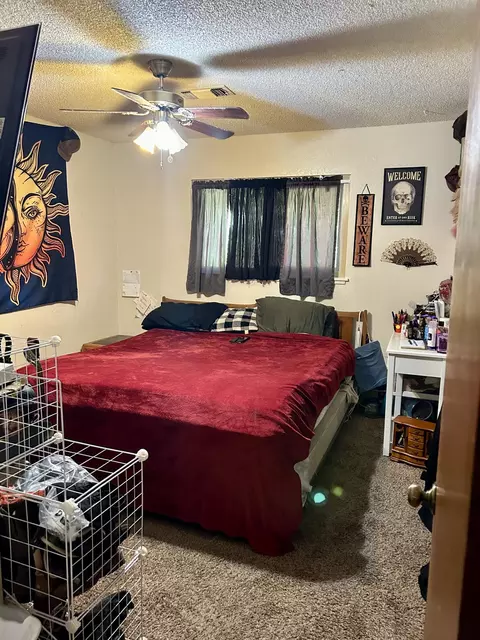 Bedroom - 1635 Willis St, Redding, CA 96001 photo 2 of 5