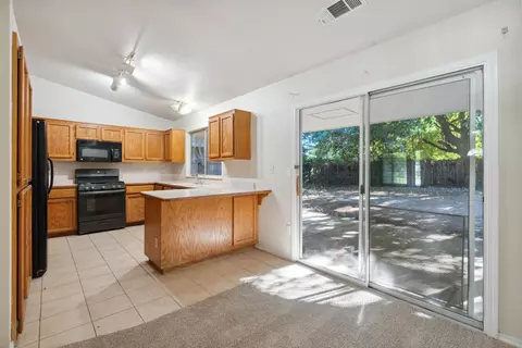 6756 Irving Rd, Redding, CA 96001 photo 12