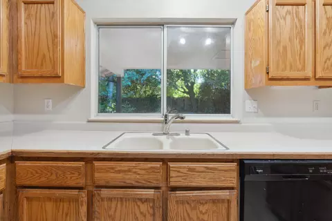 6756 Irving Rd, Redding, CA 96001 photo 16