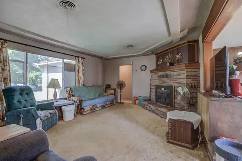 3287 Sacramento Dr, Redding, CA 96001 photo 9