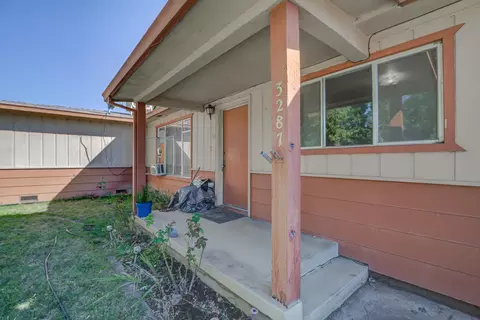 3287 Sacramento Dr, Redding, CA 96001 photo 13