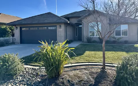 22345 Edgewater Dr, Cottonwood, CA 96022