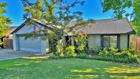 3801 Wasatch Dr, Redding, CA 96001