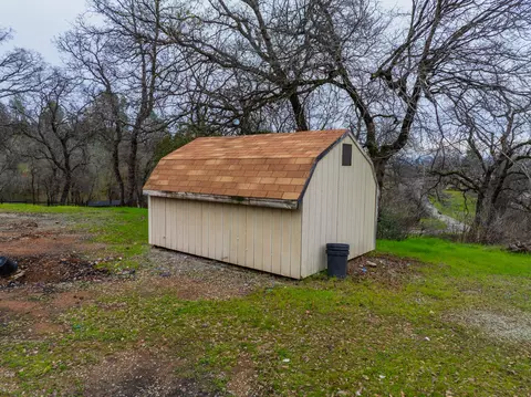 16438 Schilling Rd, Redding, CA 96001 photo 8