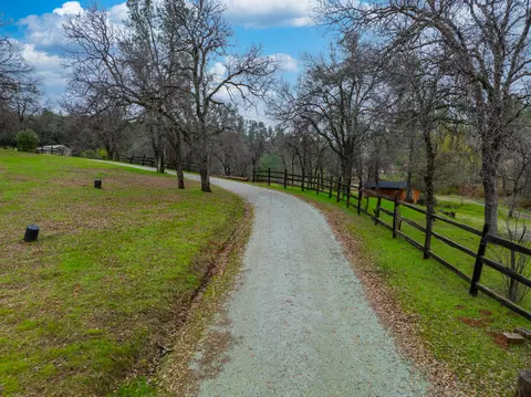 16438 Schilling Rd, Redding, CA 96001 photo 15