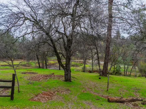 16438 Schilling Rd, Redding, CA 96001 photo 10
