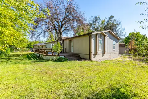 1020 Valli Ct, Redding, CA 96003 photo 2