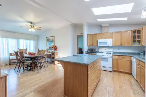 1020 Valli Ct, Redding, CA 96003 photo 10