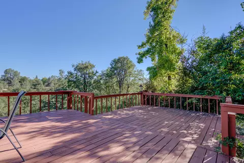 Exterior - 3339 Sherman Way, Redding, CA 96003 photo 8 of 13
