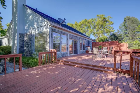 Exterior - 3339 Sherman Way, Redding, CA 96003 photo 6 of 13