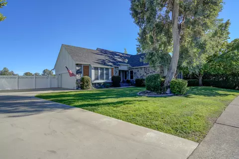 Exterior - 3339 Sherman Way, Redding, CA 96003 photo 2 of 13
