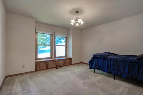 Bedroom - 3339 Sherman Way, Redding, CA 96003 photo 3 of 6