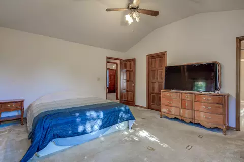 Bedroom - 3339 Sherman Way, Redding, CA 96003 photo 6 of 6