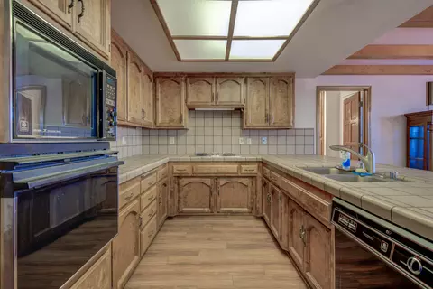 Kitchen - 3339 Sherman Way, Redding, CA 96003 photo 2 of 5