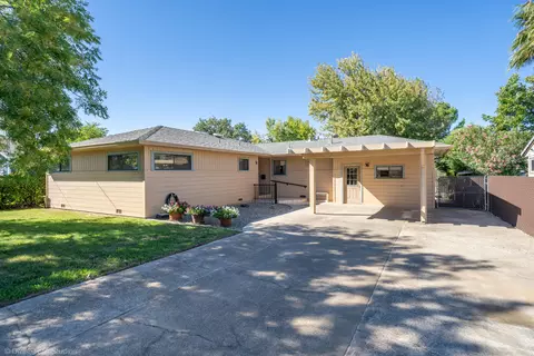 588 Ridge Rd, Redding, CA 96003 photo 3