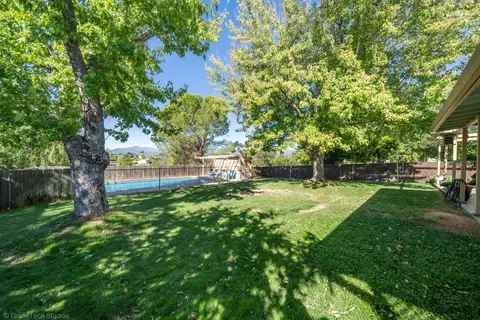 588 Ridge Rd, Redding, CA 96003 photo 38