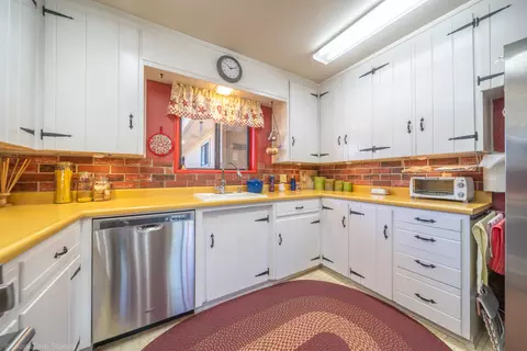 588 Ridge Rd, Redding, CA 96003 photo 16