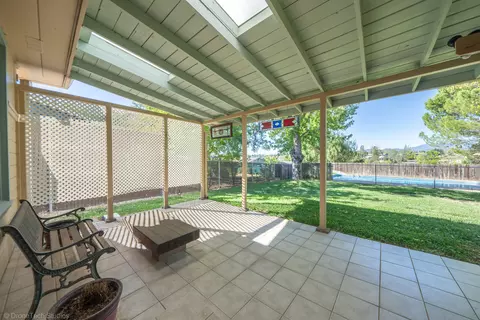 588 Ridge Rd, Redding, CA 96003 photo 36