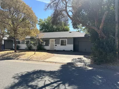 Exterior - 1535 Tanbark Dr, Red Bluff, CA 96080 photo 2 of 4