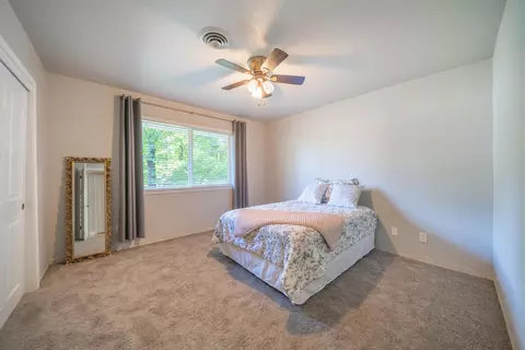 3410 Wimbledon Dr, Redding, CA 96002 photo 12