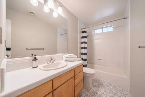3410 Wimbledon Dr, Redding, CA 96002 photo 13