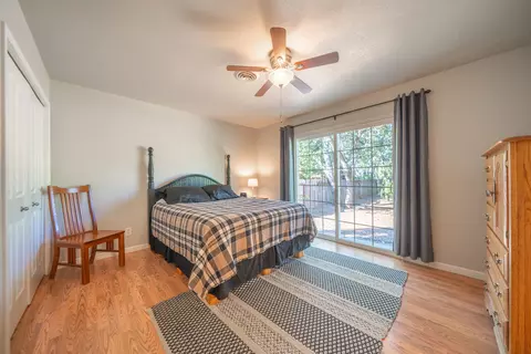 3410 Wimbledon Dr, Redding, CA 96002 photo 16