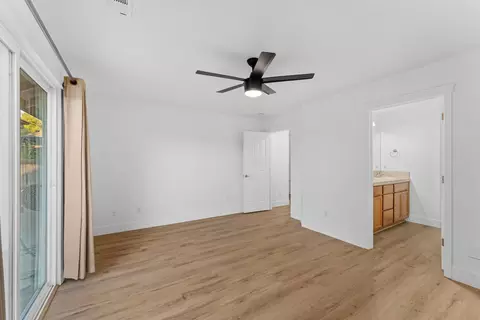 Bedroom - 2678 Queens Way, Redding, CA 96001 photo 3 of 12