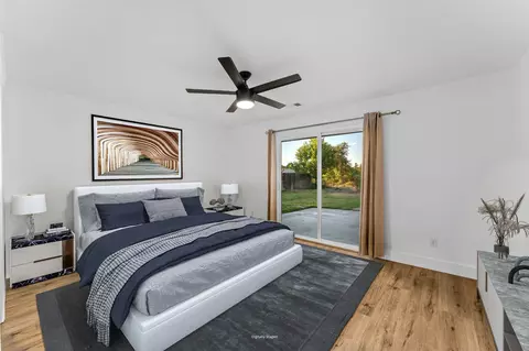 Bedroom - 2678 Queens Way, Redding, CA 96001 photo 4 of 12