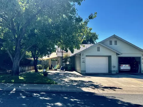 4314 Lynbrook Loop, Redding, CA 96002 photo 4