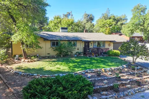 Exterior - 3059 Quartz Hill Rd, Redding, CA 96003 photo 6 of 23